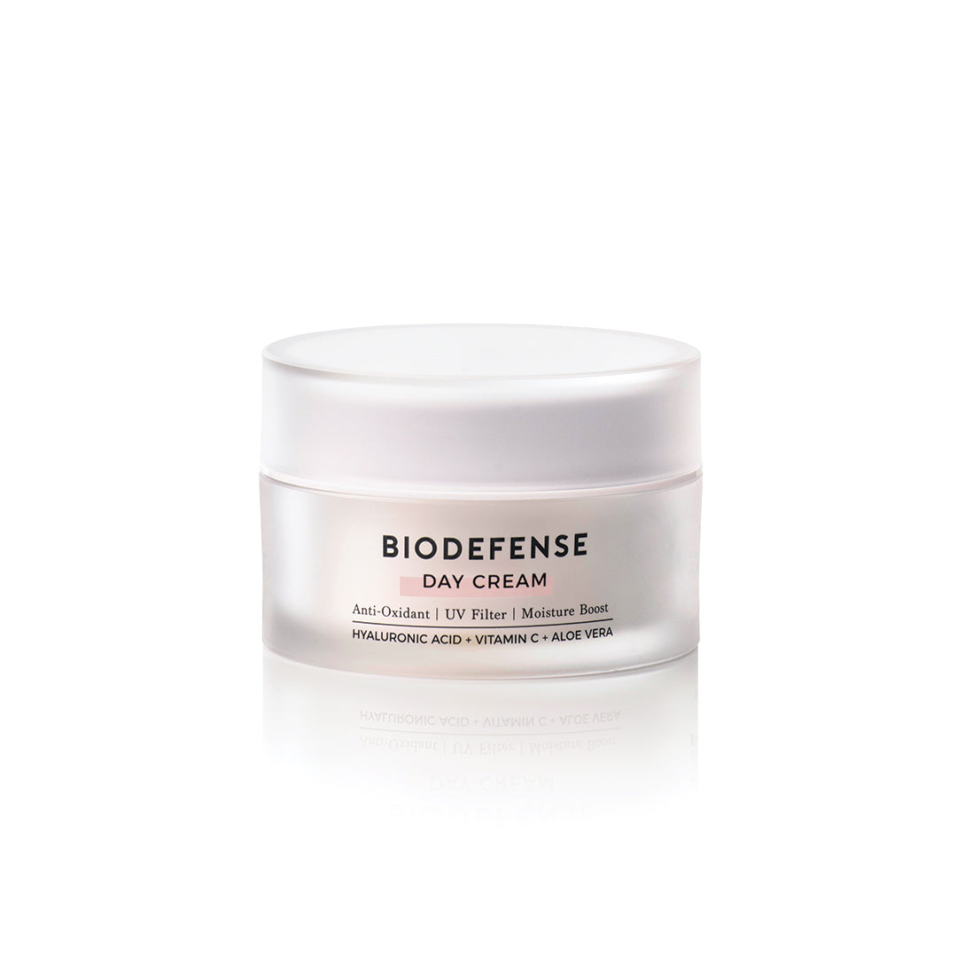 Natural Look Biodefence Day Cream 60g with Zinc Oxide, Vitamin C, Hyaluronic Acid and Aloe Vera – protects, brightens and hydrates skin.