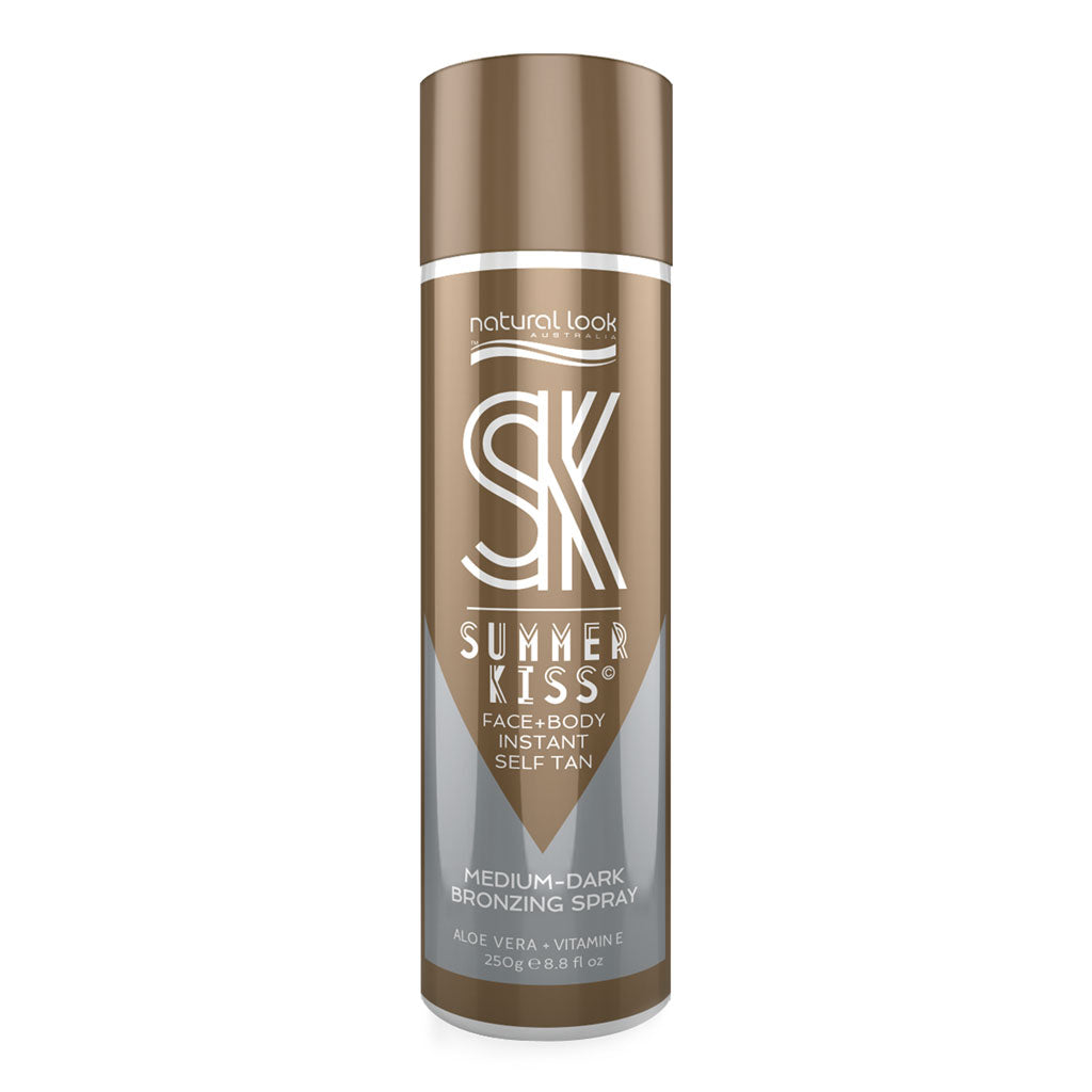 Summer Kiss Medium Dark Bronzing Spray 250g delivers a quick-dry, streak-free bronze glow with even coverage for a flawless finish.