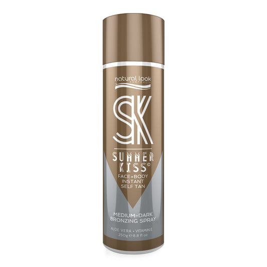 Summer Kiss Medium Dark Bronzing Spray 250g delivers a quick-dry, streak-free bronze glow with even coverage for a flawless finish.